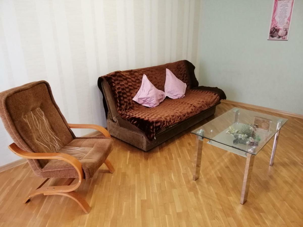 Тихая Квартира В Центре Ковеля Kovel Kültér fotó
